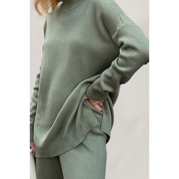 Lush Side Slit Turtleneck Sweater - Picture 3 of 4